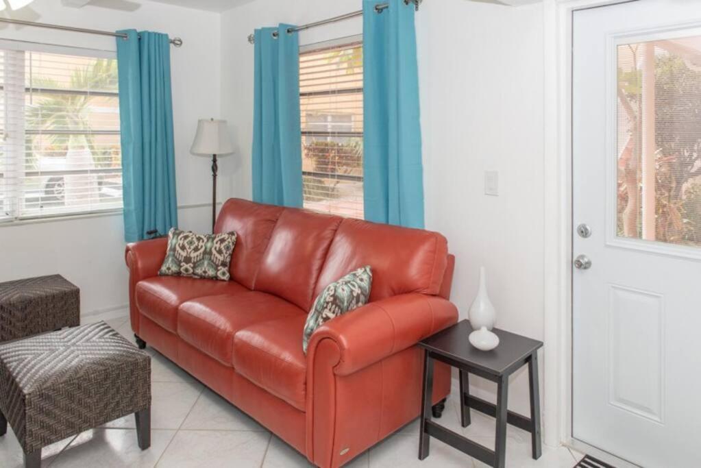 Aloha Apartments On The Intracoastal-Walk To The Beach ปอมปาโนบีช ภายนอก รูปภาพ