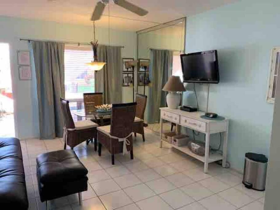 Aloha Apartments On The Intracoastal-Walk To The Beach ปอมปาโนบีช ภายนอก รูปภาพ