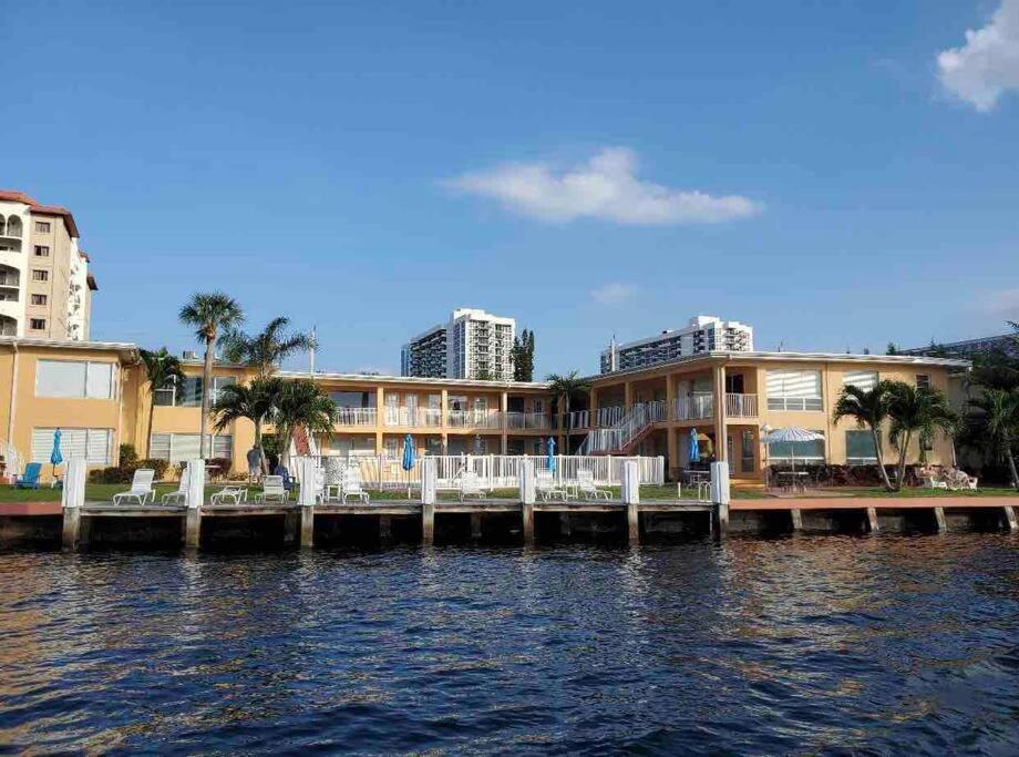 Aloha Condominium On The Intracoastal-Walk To The Beach ปอมปาโนบีช ภายนอก รูปภาพ